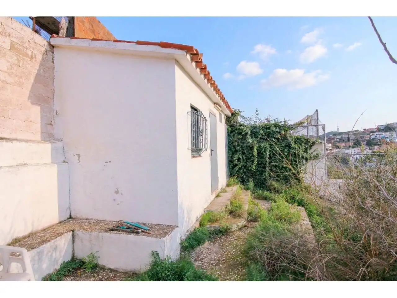 Exterior view of Houses for sale in Esplugues de Llobregat  with Air Conditioner, Heating and Private garden