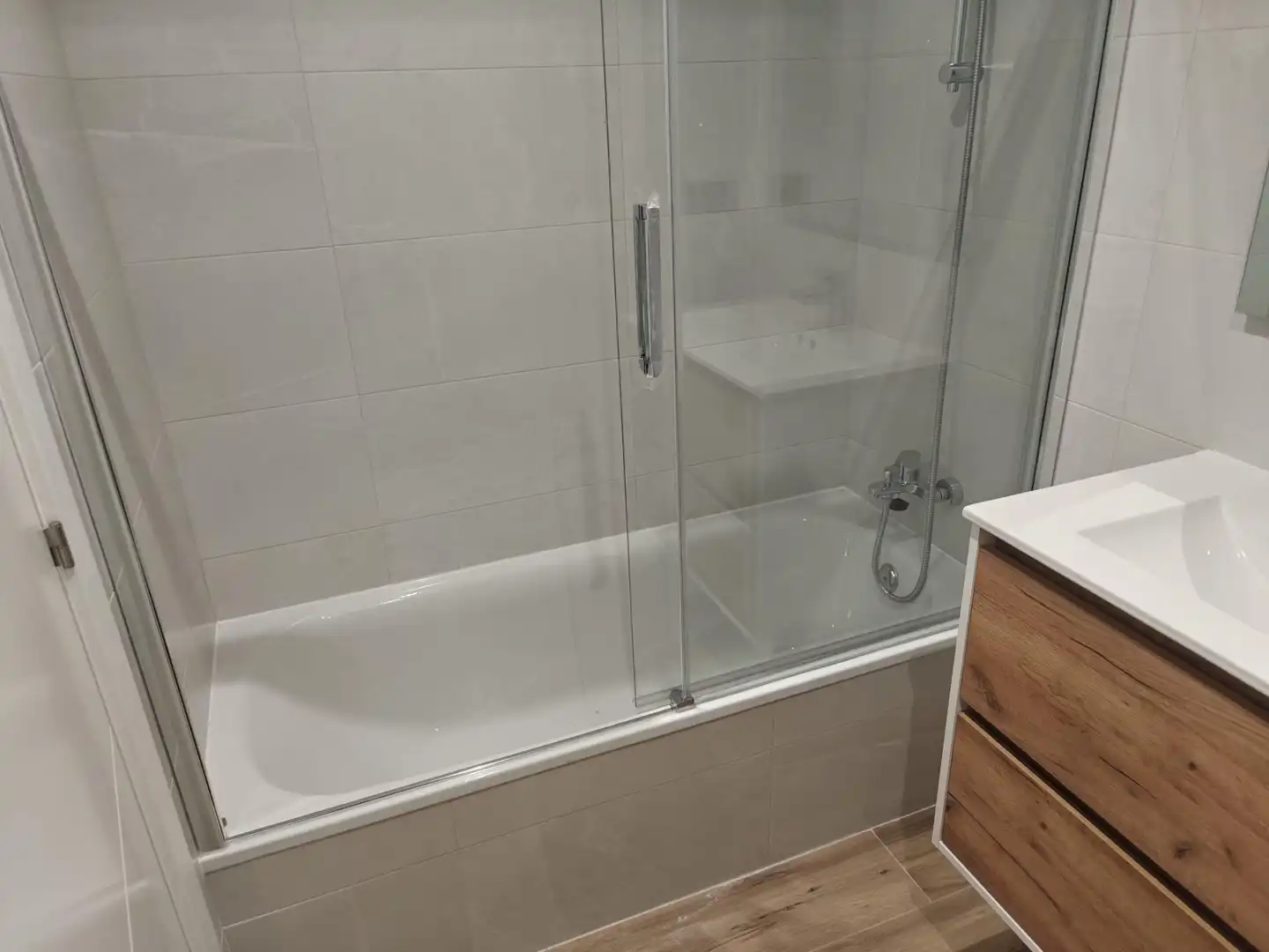 Badezimmer von Wohnung zur Miete in Andoain mit Heizung und Möbliert