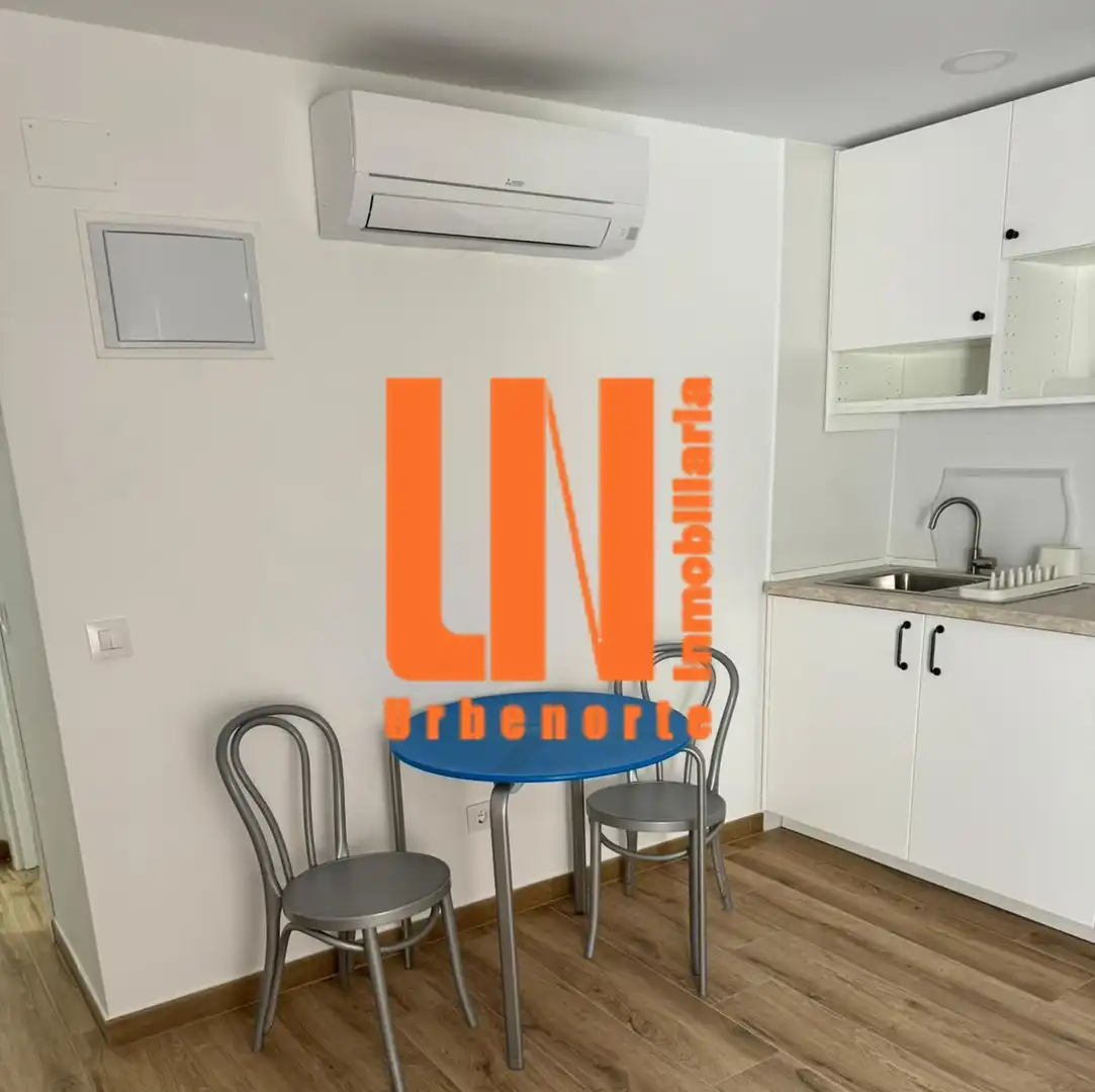 Vista exterior de Apartament de lloguer en Villanueva de la Cañada amb Aire condicionat, Calefacció i Terrassa