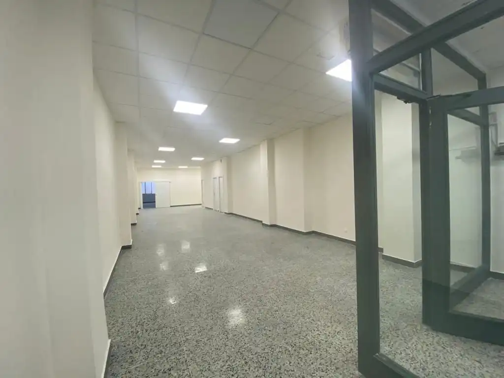Gewerbefläche zur Miete in Avenida Alameda Camilo Sesto, imagen 4