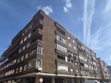 Pis amb ascensor en venda a Calle Cánovas del Castillo