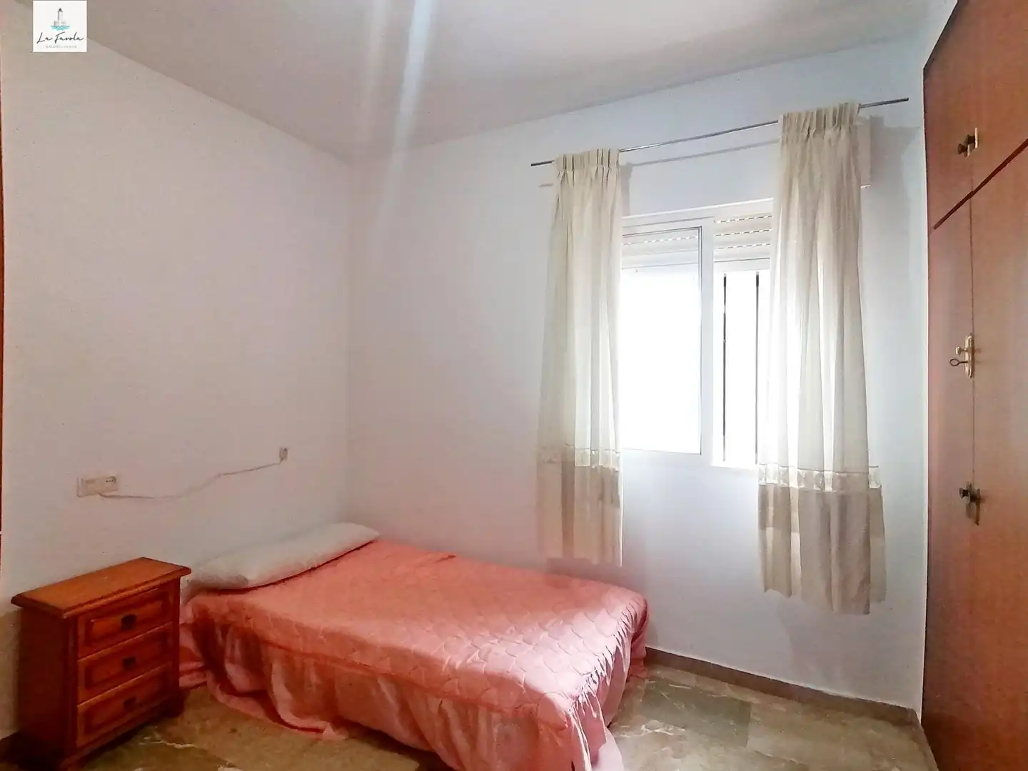 Dormitori de Casa adosada en venda en Cártama amb Aire condicionat i Traster