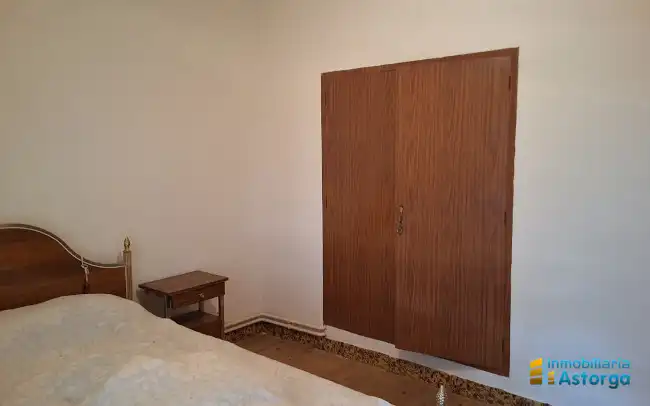 Dormitori de Casa o xalet en venda en Valderrey amb Calefacció i Moblat