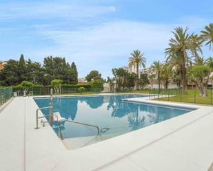 Swimming pool of Apartment for sale in Benalmádena  with Furnished and Community pool