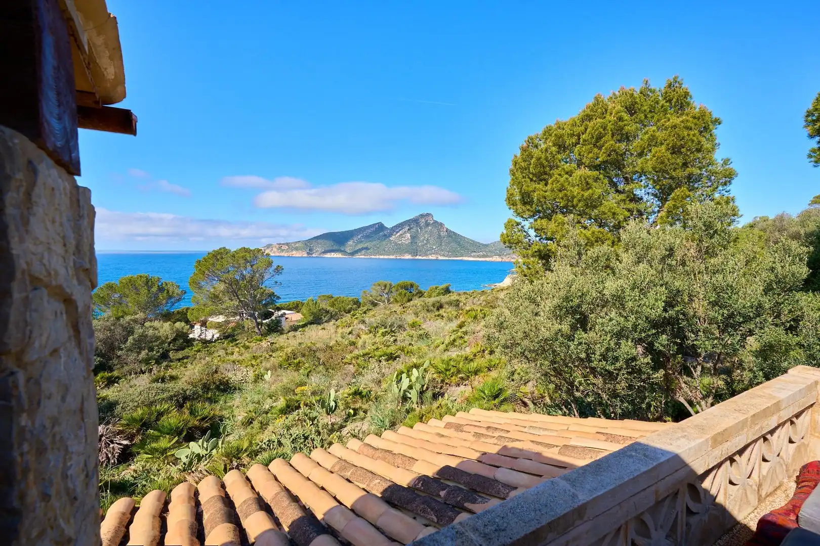 Vista exterior de Casa o xalet en venda en Andratx amb Calefacció, Jardí privat i Traster