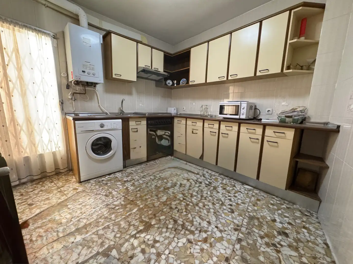 Cuina de Casa adosada en venda en Arganda del Rey amb Aire condicionat, Calefacció i Moblat
