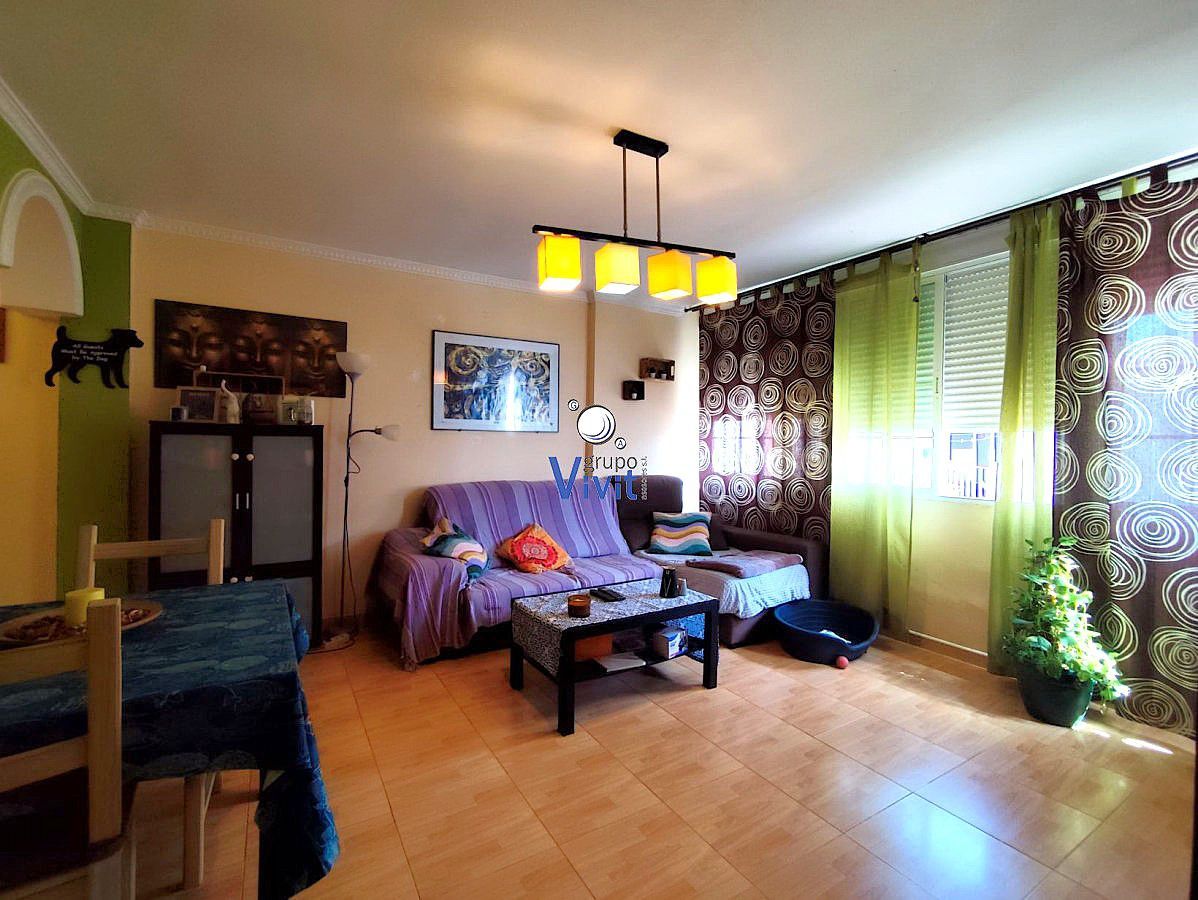 Sala de estar de Piso en venta en Alcalá de Guadaira