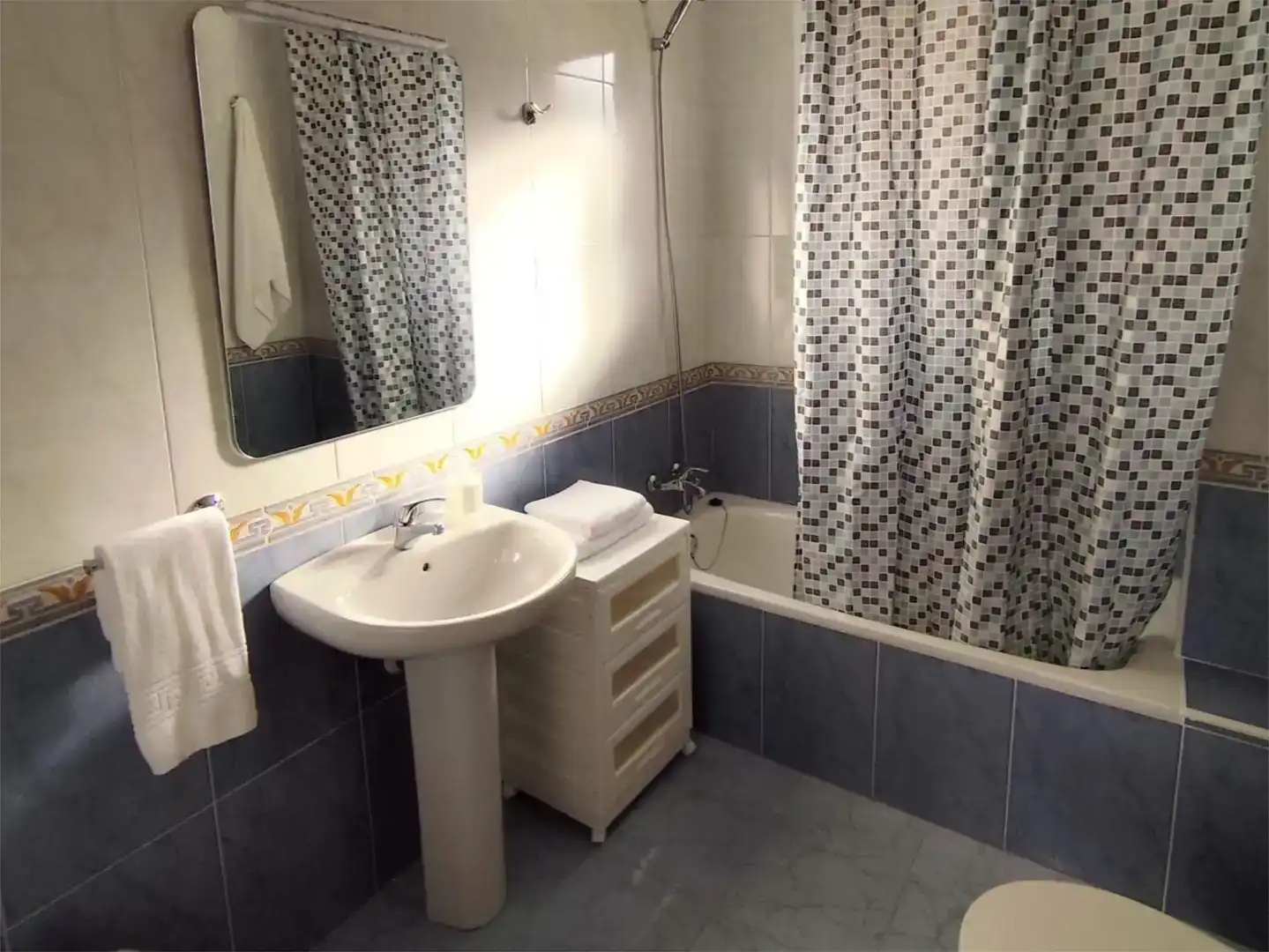 Badezimmer von Wohnung zur Miete in Alberite, La Rioja
