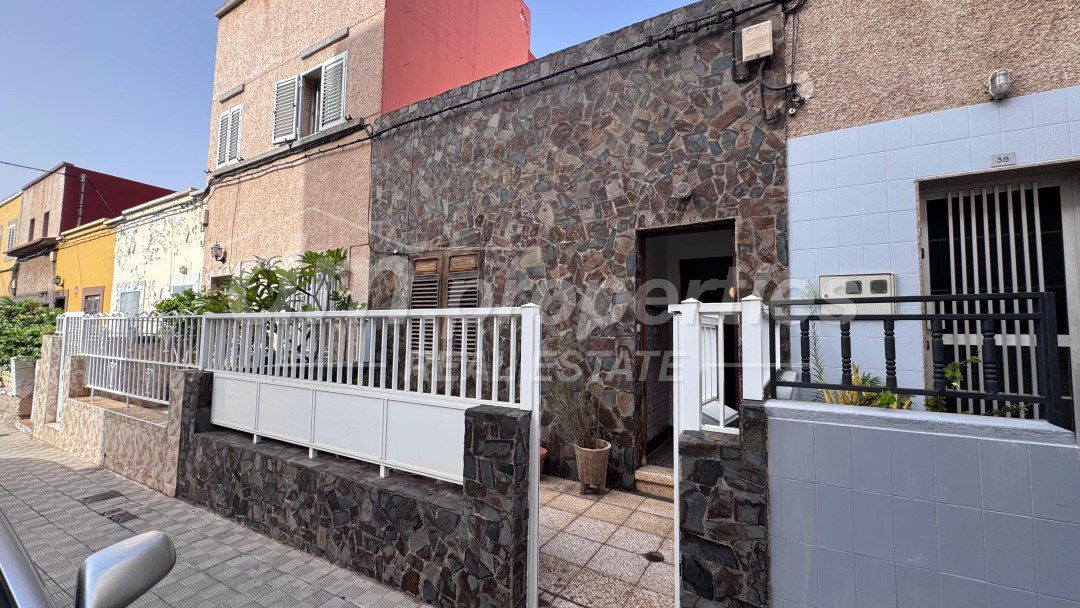 Exterior view of House or chalet for sale in San Cristóbal de la Laguna  with Terrace
