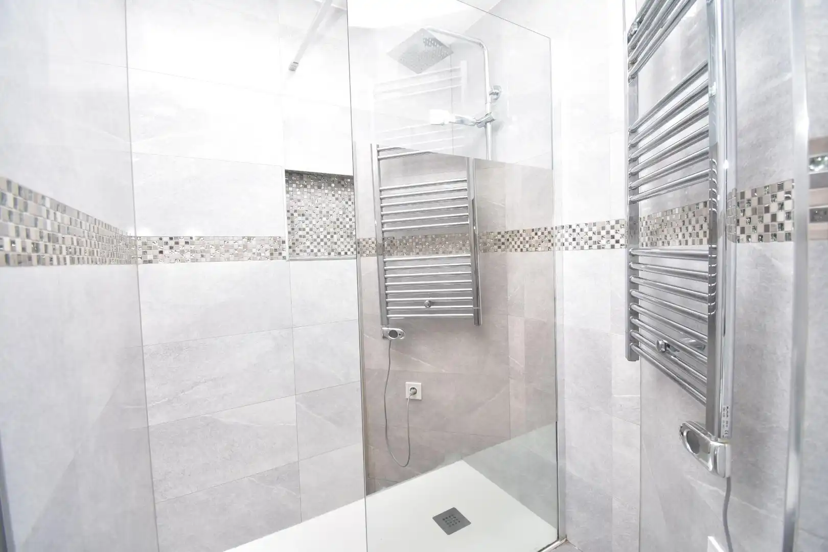 Baño de Piso en venta en  Palma de Mallorca con Aire acondicionado, Calefacción y Amueblado