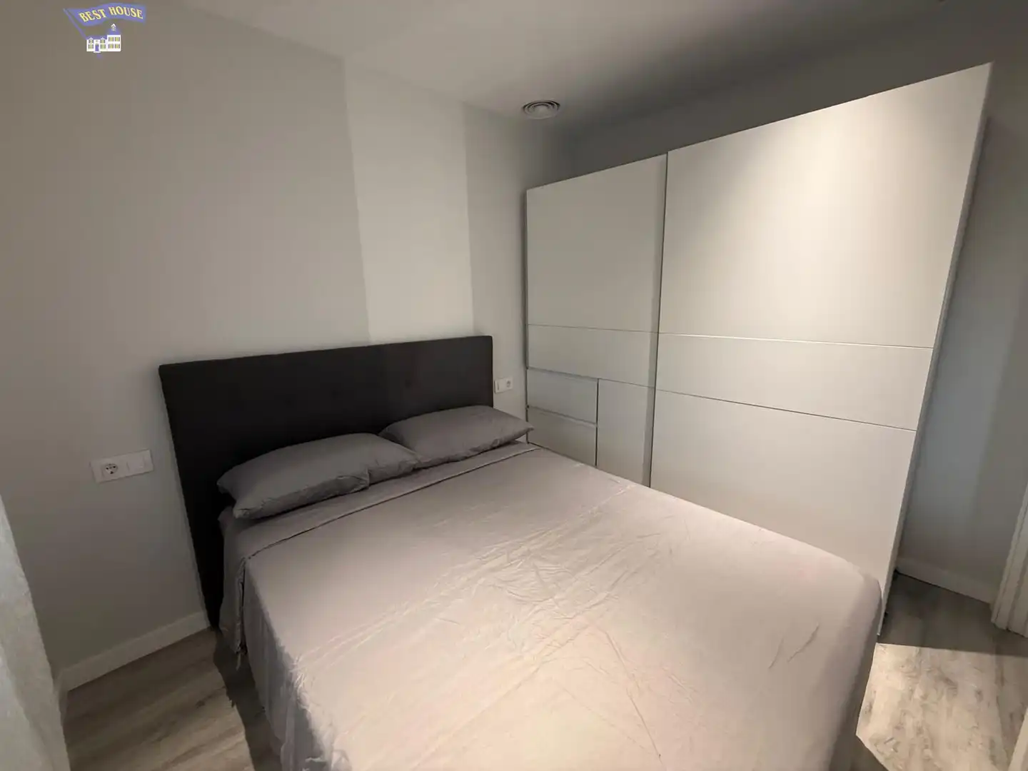 Habitación de Apartamento en venta en Mollet del Vallès con Aire acondicionado, Calefacción y Parquet