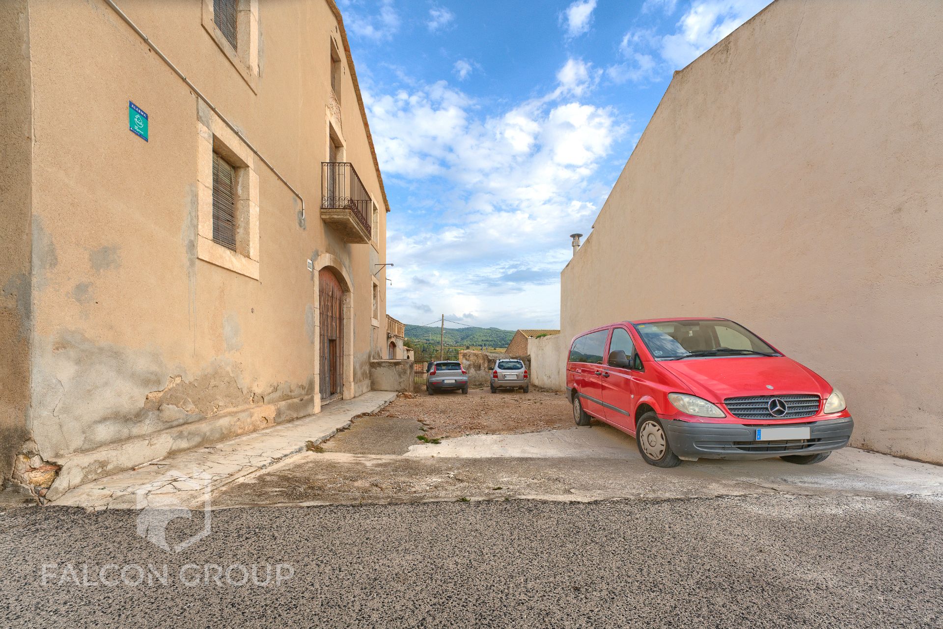 Parking of House or chalet for sale in Santa Margarida I Els Monjos  with Private garden, Terrace and Balcony