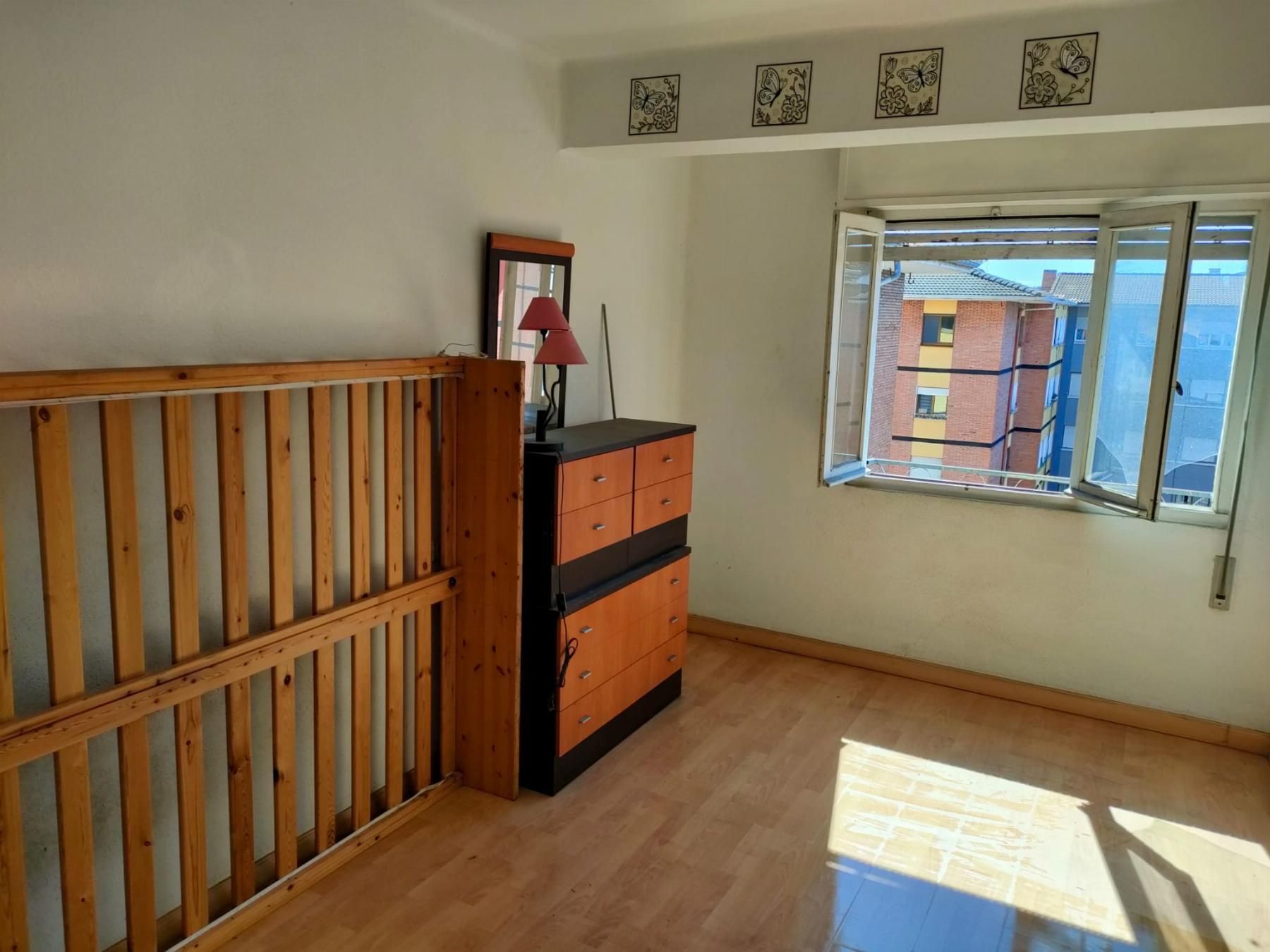 Habitación de Piso en venta en Avilés