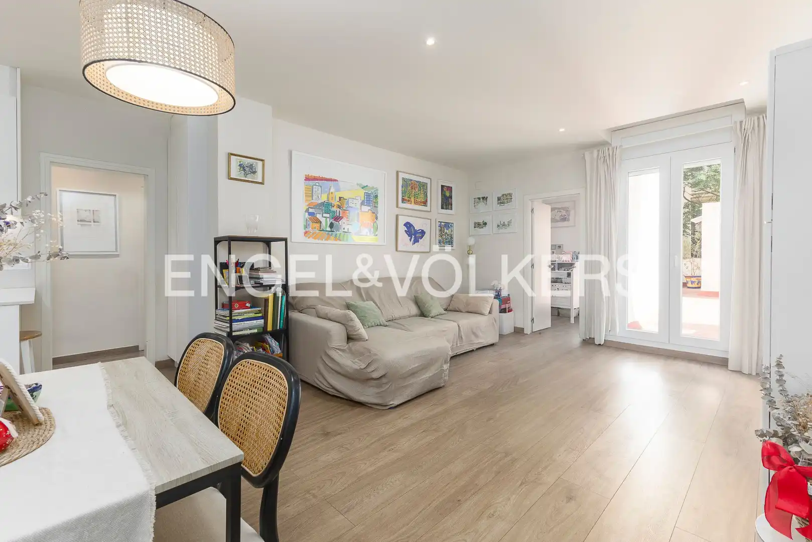 Sala d'estar de Pis en venda en Barcelona amb Aire condicionat, Calefacció i Terrassa