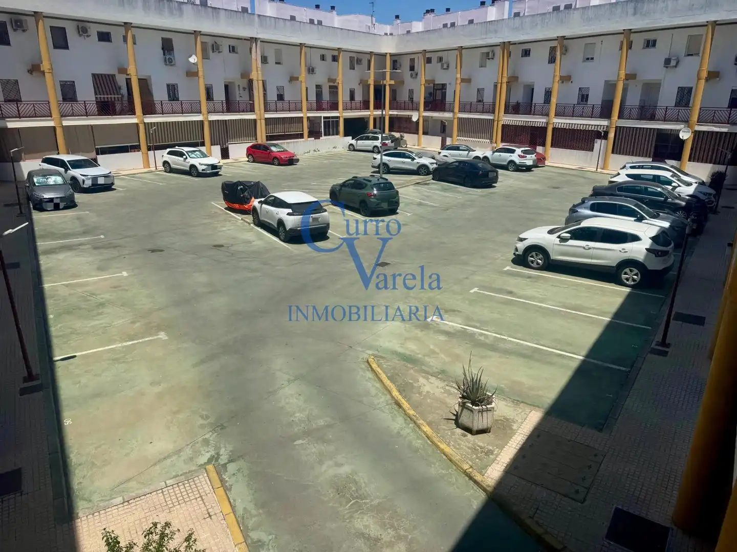 Parking de Piso en venta en Dos Hermanas con Aire acondicionado, Calefacción y Trastero