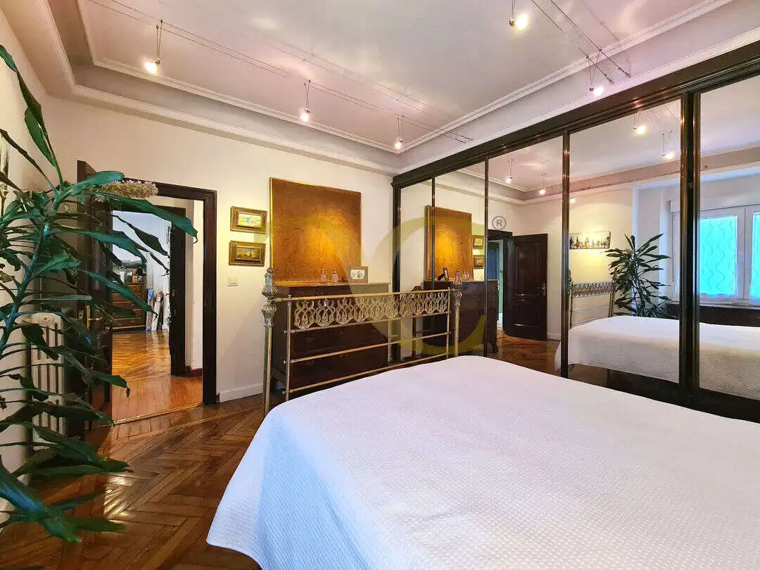 Bedroom of Flat for sale in Gijón   with Heating and Terrace