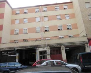 Vista exterior de Casa o xalet en venda en  Logroño