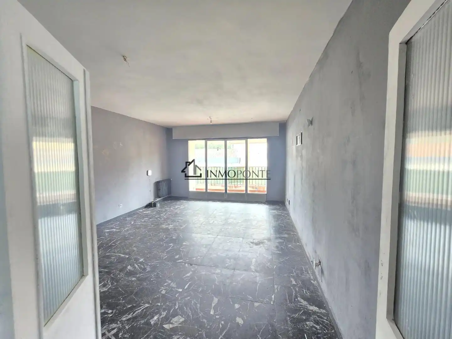 Sala de estar de Piso en venta en Vilagarcía de Arousa con Calefacción y Terraza