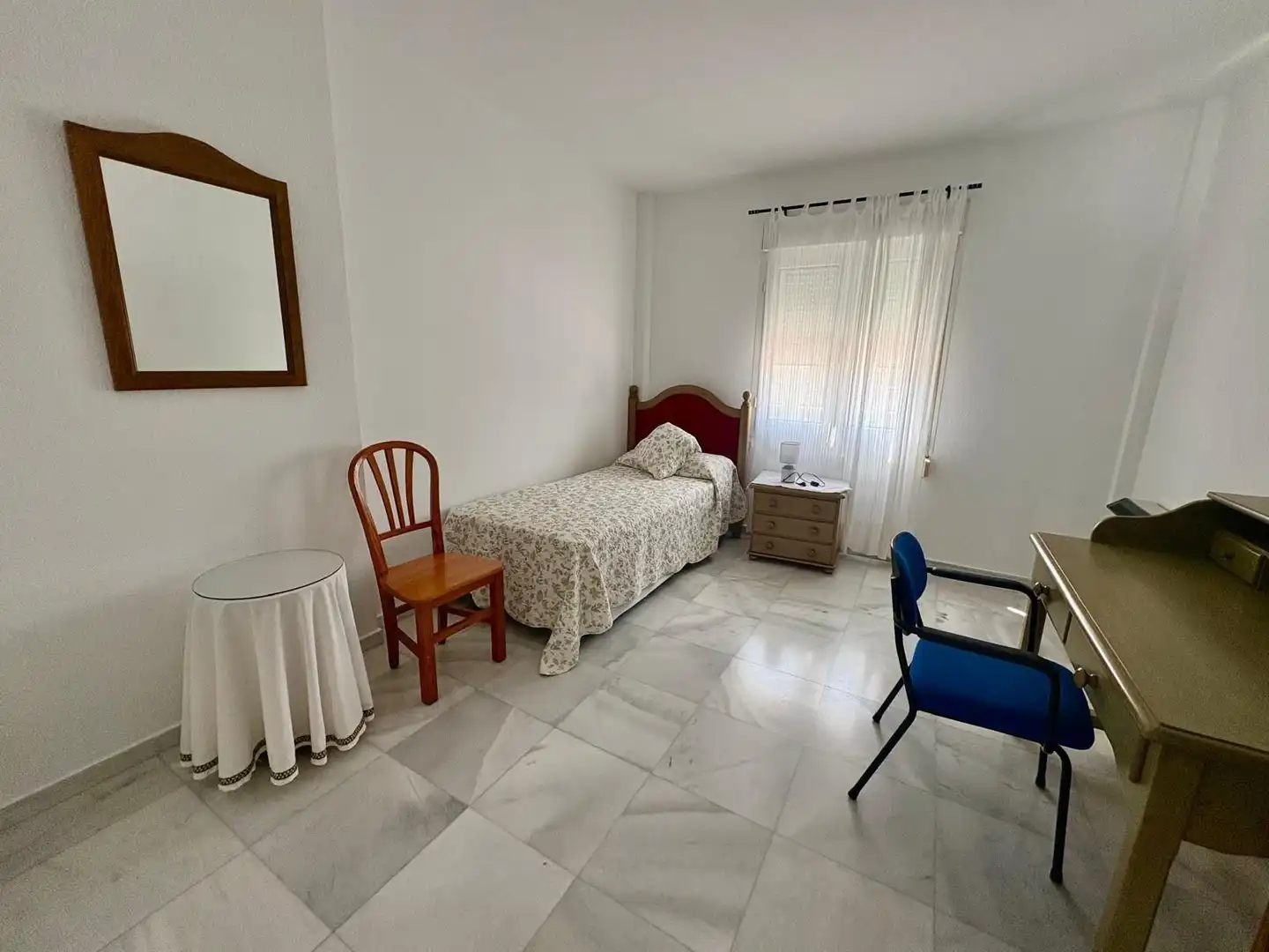 Dormitori de Casa o xalet en venda en Aljaraque amb Aire condicionat, Calefacció i Jardí privat