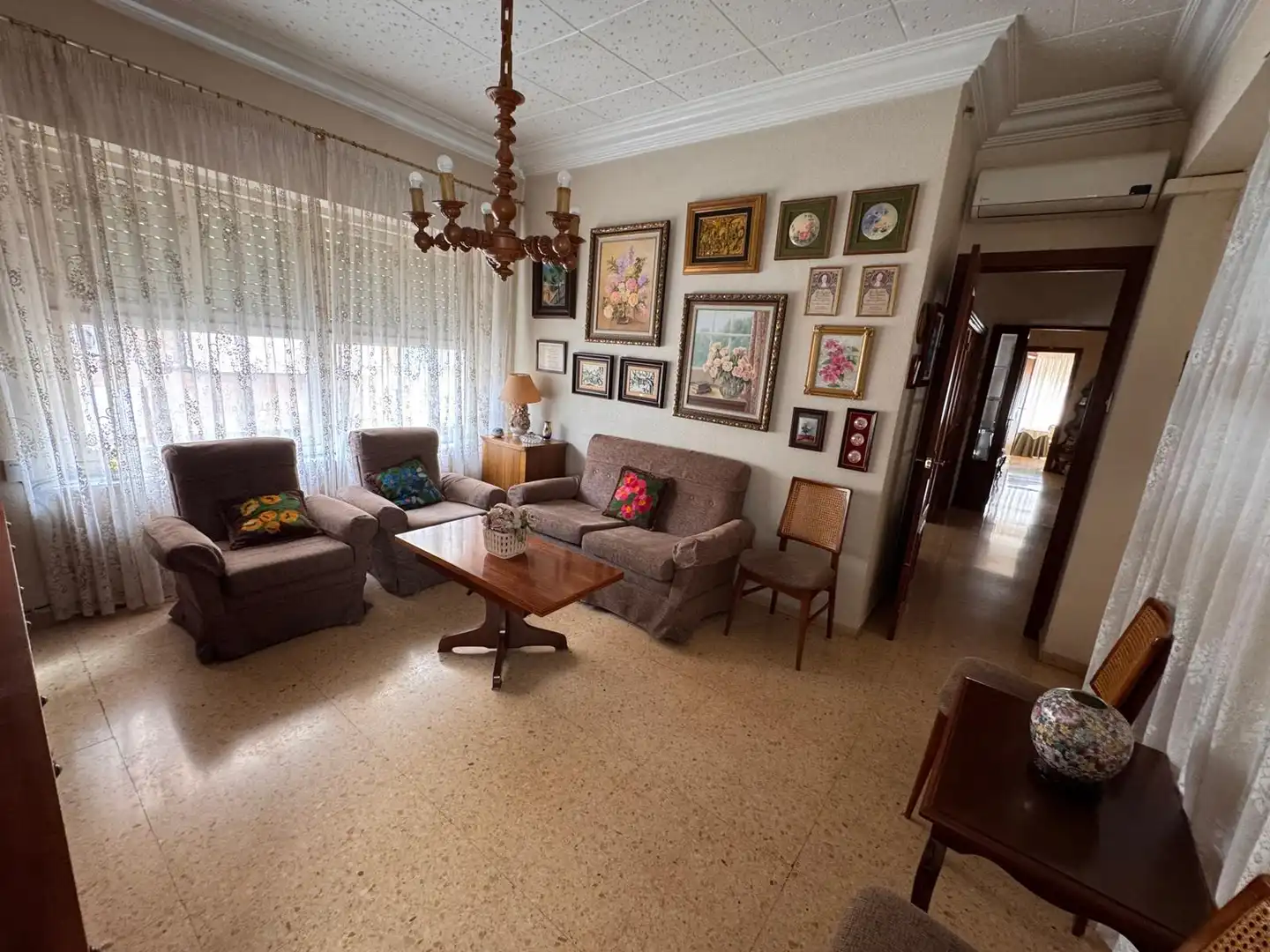 Sala de estar de Casa o chalet en venta en Elda con Aire acondicionado, Terraza y Amueblado