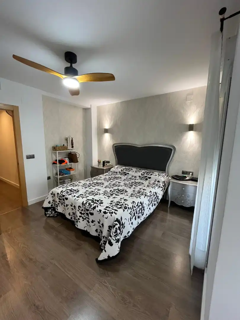Habitación de Casa adosada en venta en El Real de Gandia con Aire acondicionado, Amueblado y Horno