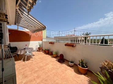 Ático con ascensor en venta en La Nucia Pueblo