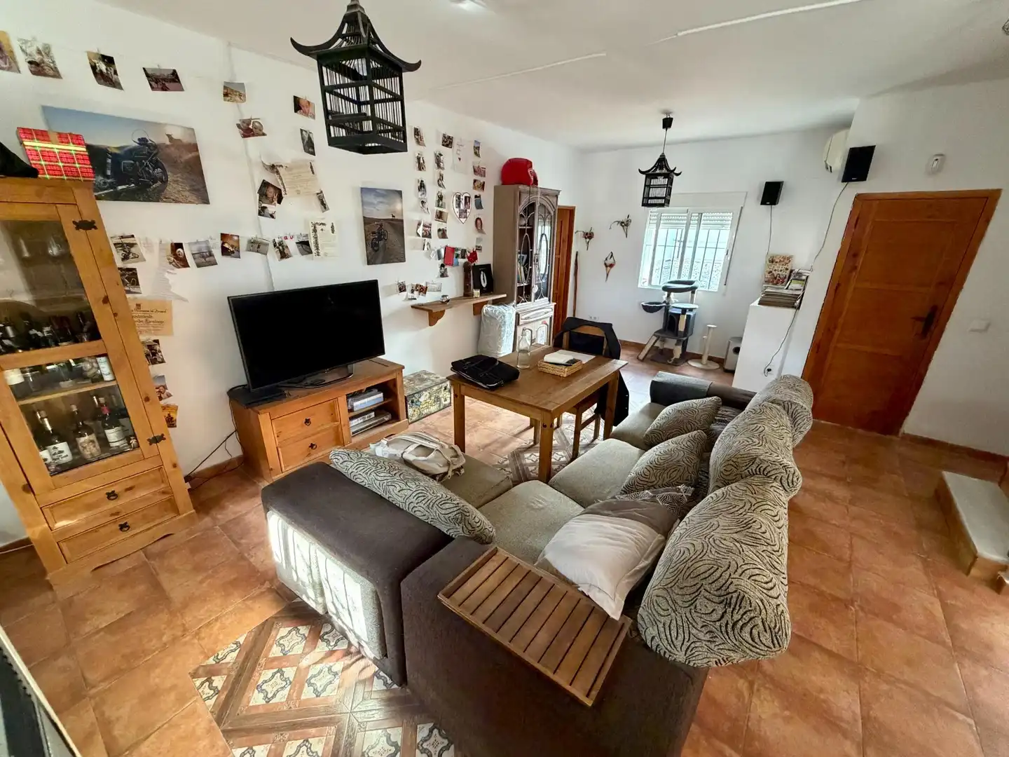 Sala de estar de Casa adosada en venta en Villanueva del Ariscal