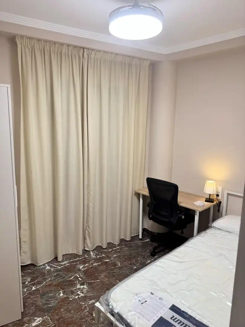 Appartamento con terrazza in affitto a Centro, imagen 12