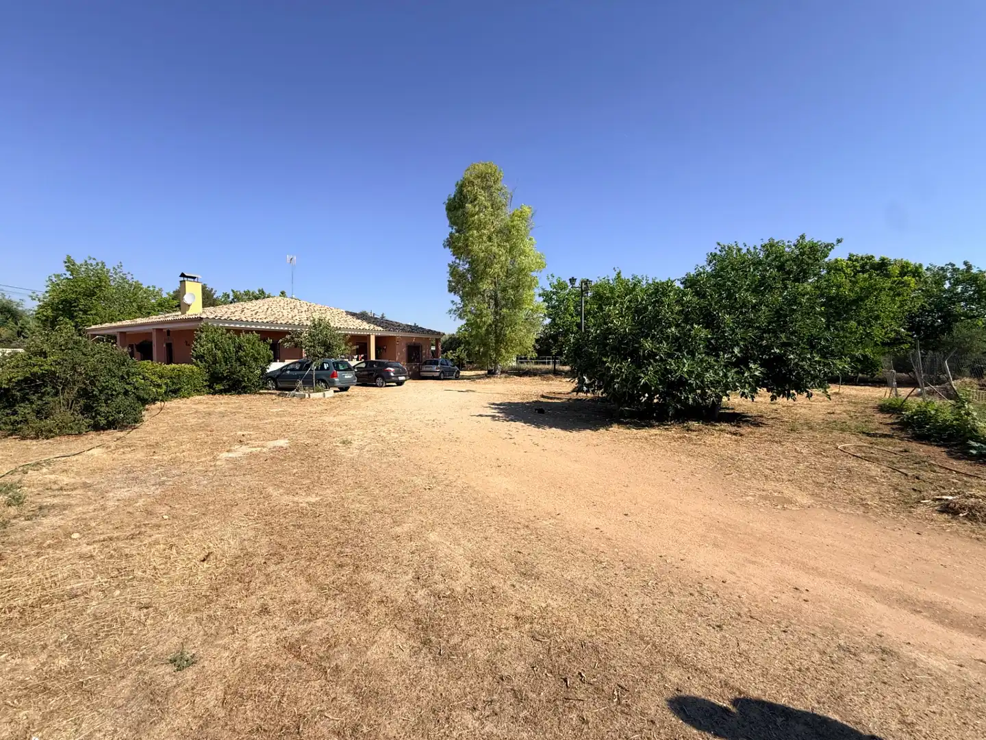 Finca rústica en venda en Tomelloso amb Jardí privat, Piscina i Moblat