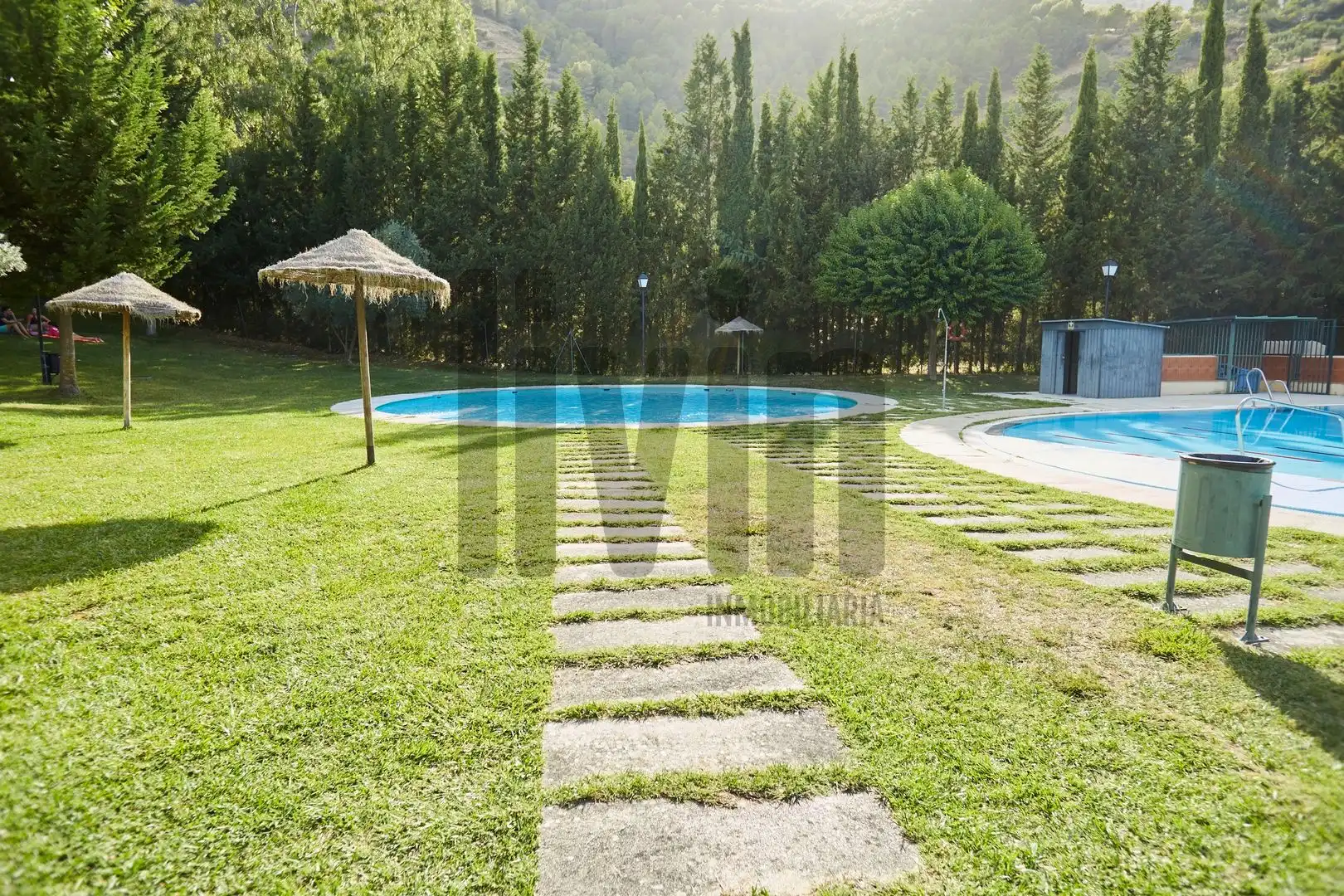 Swimming pool of Houses for sale in Jaén  with Air Conditioner, Heating and Terrace