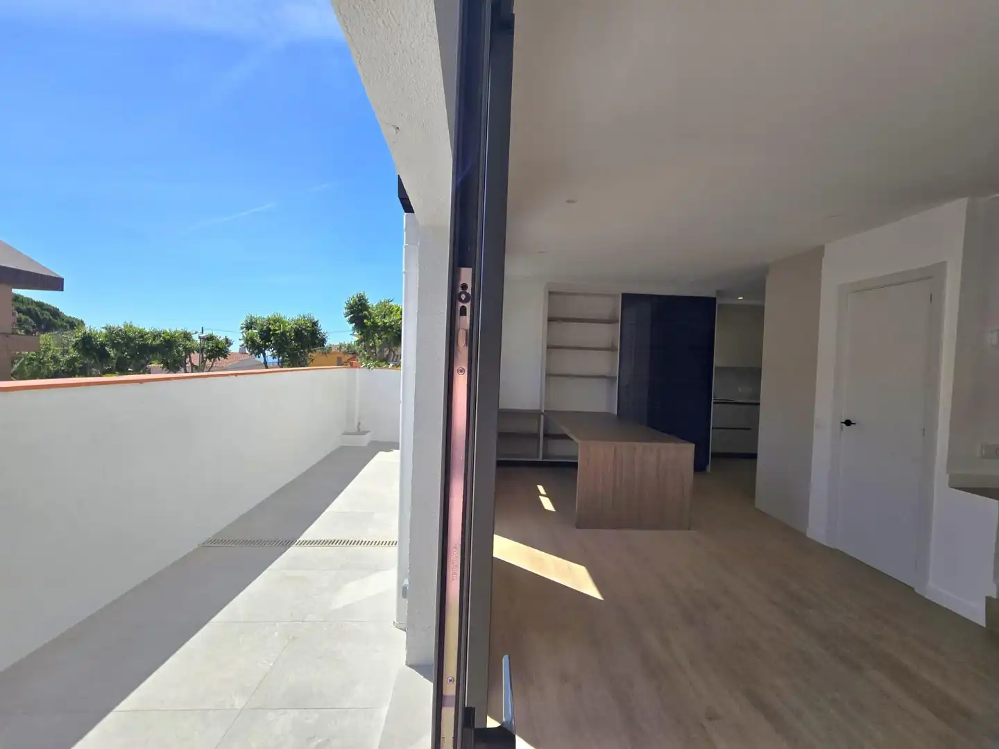 Balcony of Houses for sale in El Masnou  with Heating, Parquet flooring and Terrace