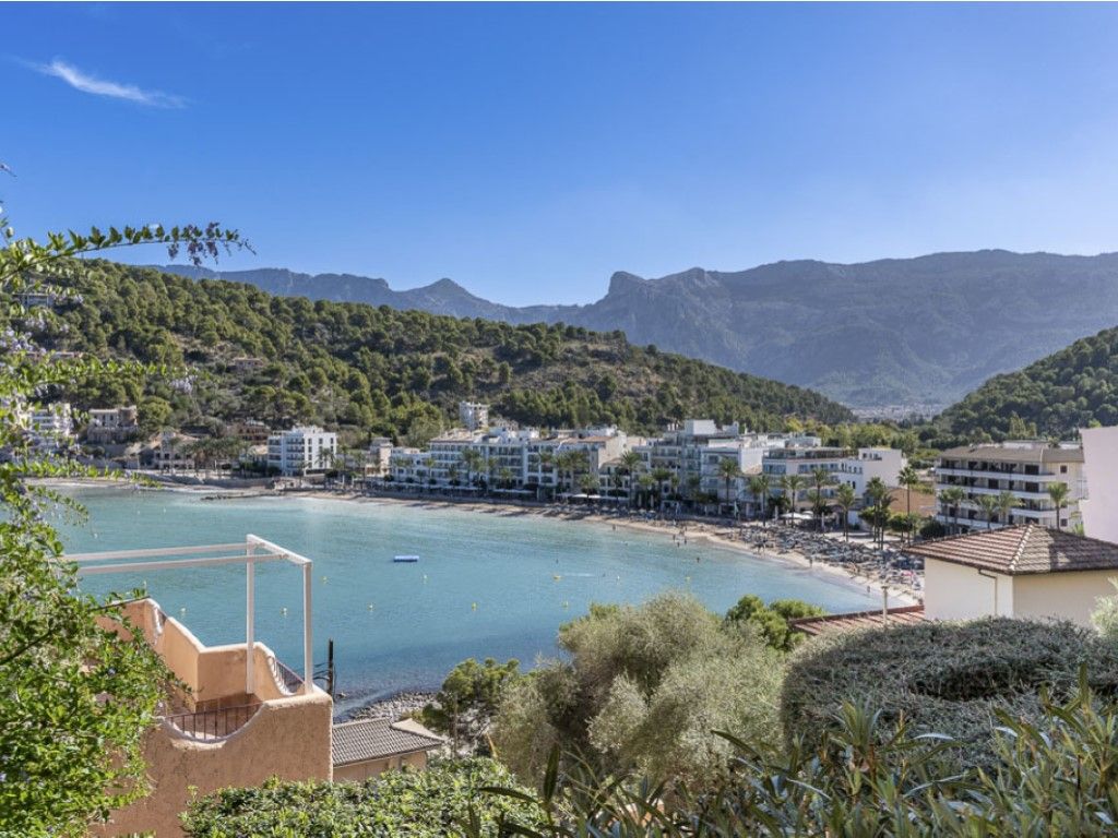 Exterior view of Apartment for sale in Sóller  with Air Conditioner, Terrace and Community pool