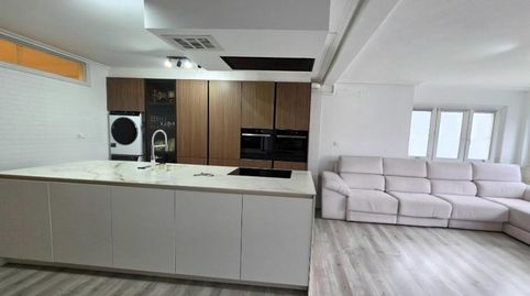 Foto 2 de Piso en venta en Kalero - Basozelai, Basauri