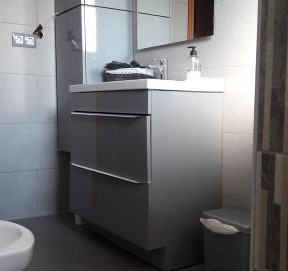 Foto 1 de Casa adosada en venta en Calle José Díaz Velázquez, La Algaba, Sevilla