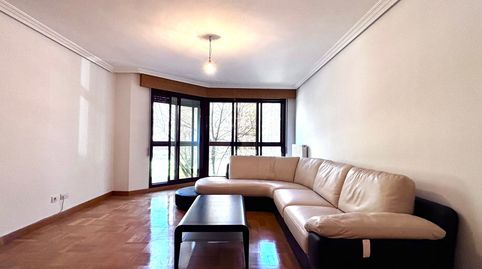 Photo 4 of Flat for sale in Calle Federico Martínez Varea, Los Vadillos - R. Sanitaria - Pozanos, Burgos Capital