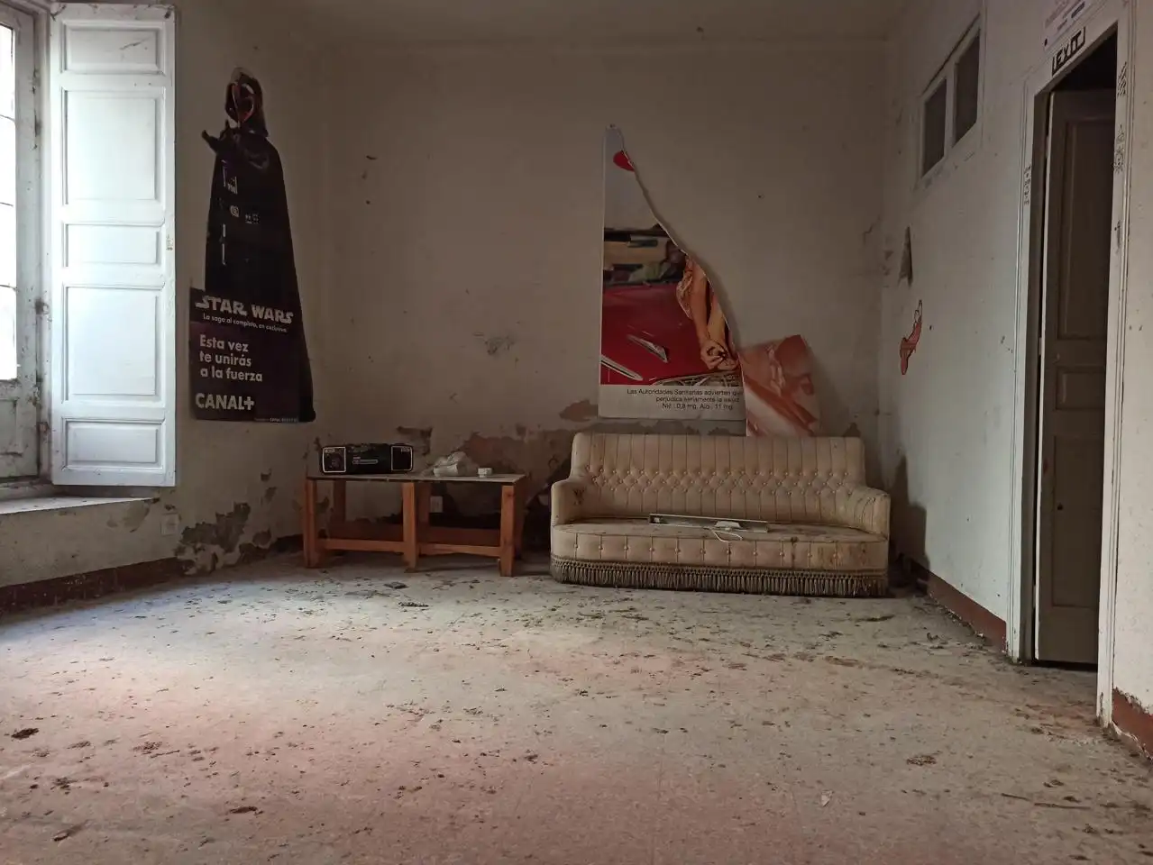 Sala de estar de Edificio en venta en Ávila