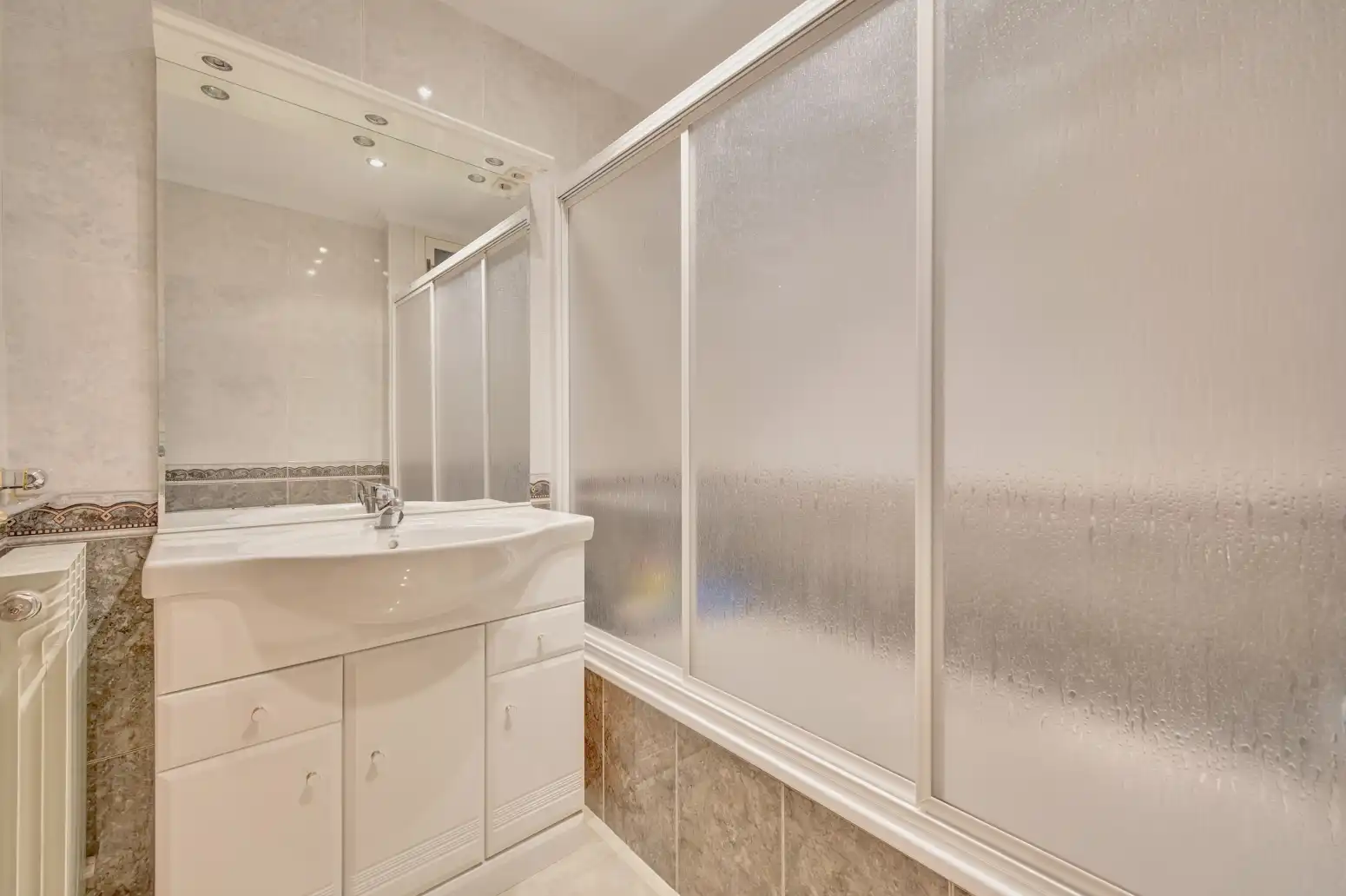 Baño de Casa o chalet en venta en Falces con Calefacción, Parquet y Terraza