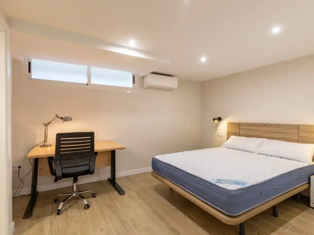 Schlafzimmer von Wohnungen zur Miete in Villanueva de la Cañada mit Klimaanlage, Ofen und Waschmaschine