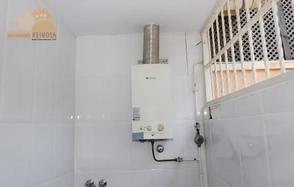 Baño de Casa adosada en venta en Molina de Segura con Piscina comunitaria