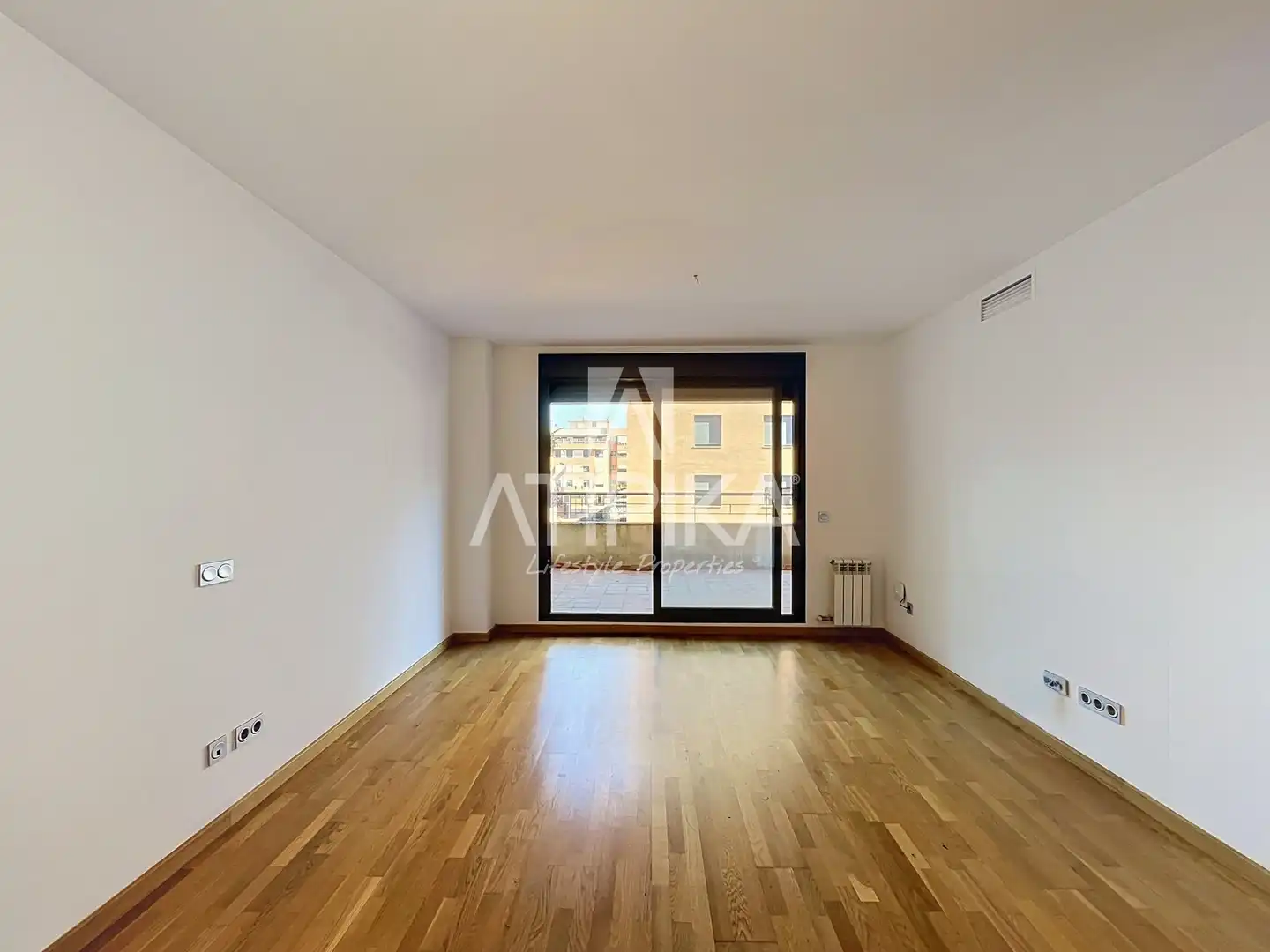Habitación de Piso en venta en Sabadell con Aire acondicionado, Calefacción y Terraza