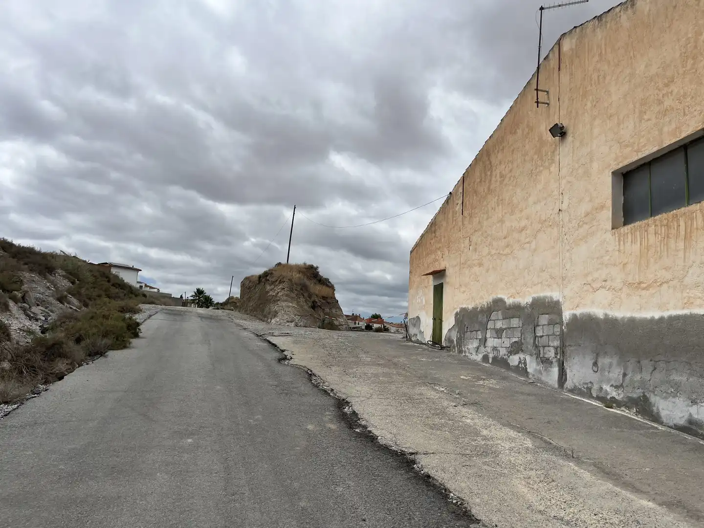 Exterior view of Industrial buildings for sale in La Malahá