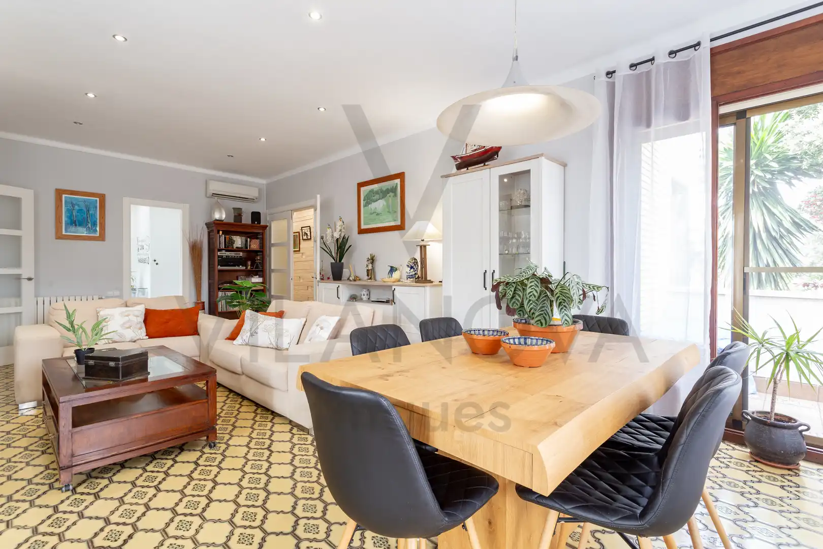 Sala d'estar de Casa o xalet en venda en Valls amb Aire condicionat, Calefacció i Jardí privat