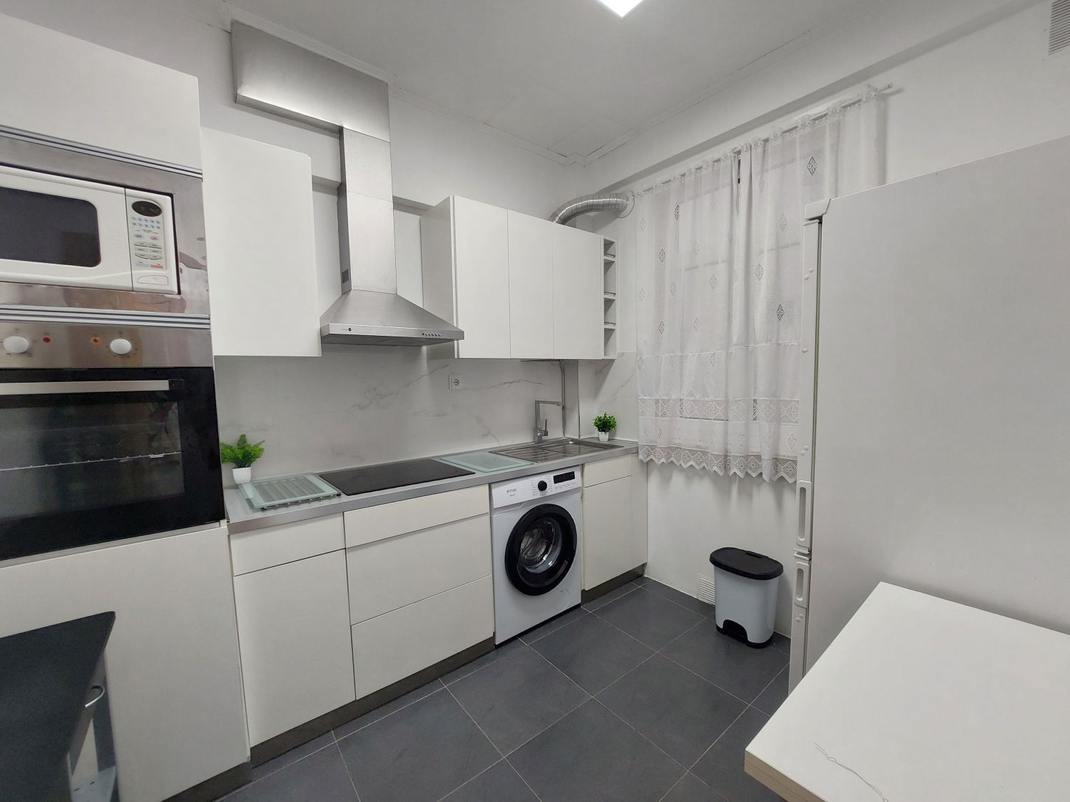 Kitchen of Flat to rent in A Coruña Capital 