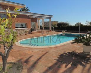 Swimming pool of House or chalet to rent in Alella  with Air Conditioner, Terrace and Swimming Pool