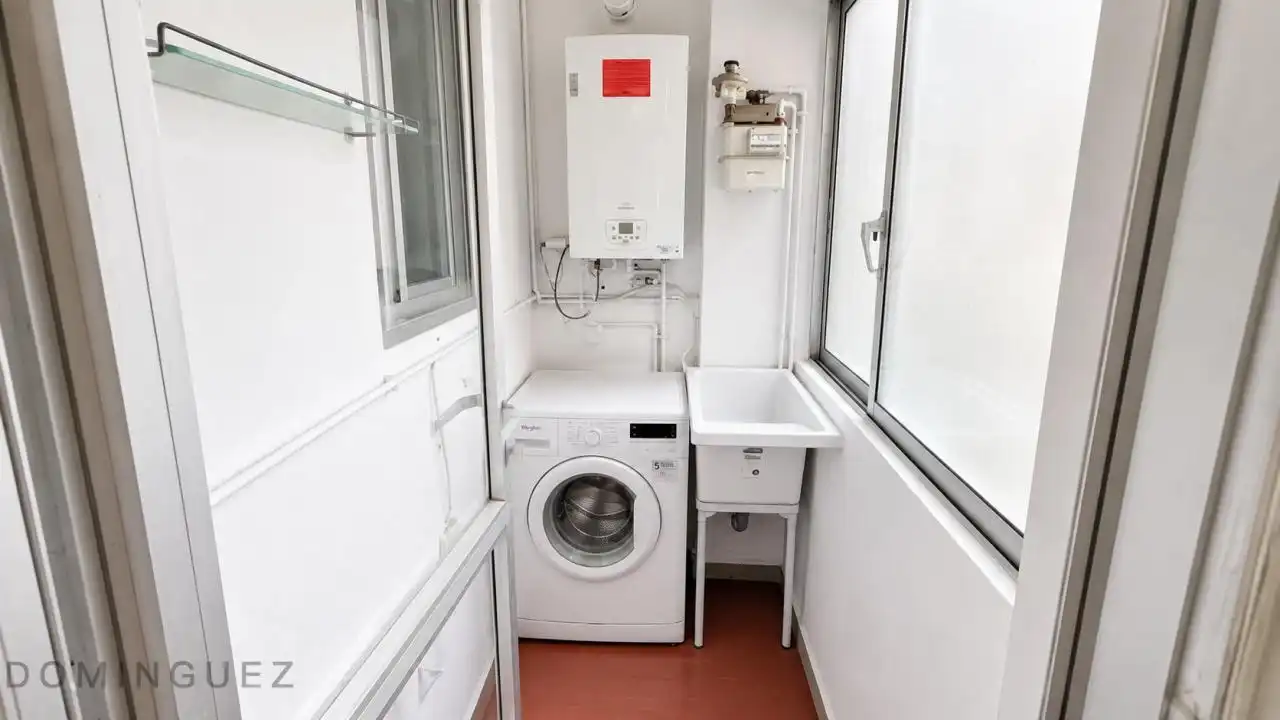 Kitchen of Flat for rent in Vigo   with Heating, Furnished and Balcony