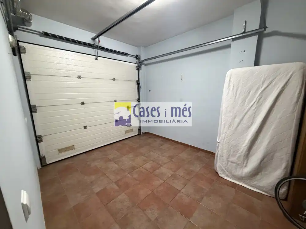 Einfamilien-Reihenhaus zum Verkauf in Albalat dels Tarongers mit Klimaanlage, Heizung und Terrasse