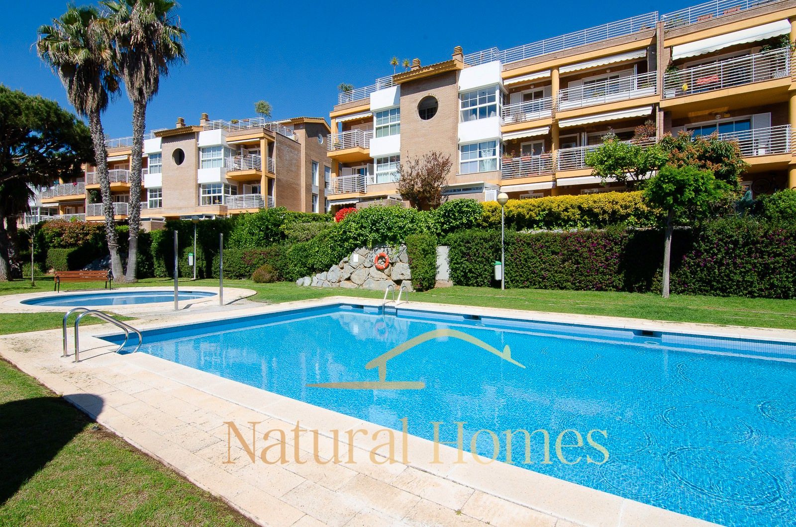 Swimming pool of Duplex for sale in Sant Andreu de Llavaneres  with Heating, Parquet flooring and Terrace