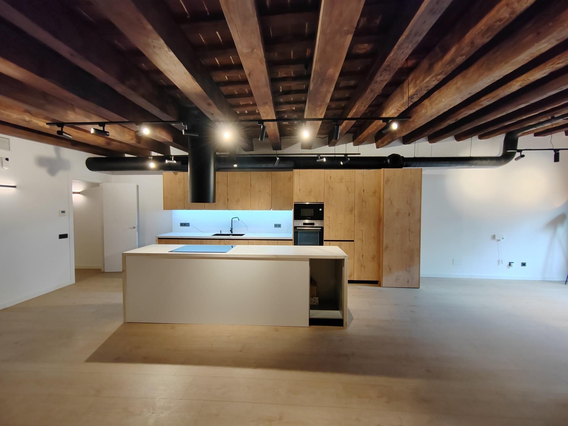 Cuina de Pis en venda en  Barcelona Capital amb Parquet