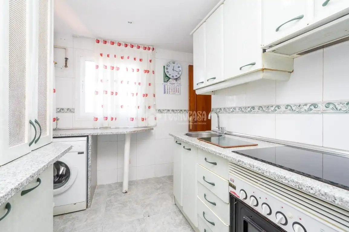 Kitchen of Flat for sale in Madrid  with Heating and Terrace