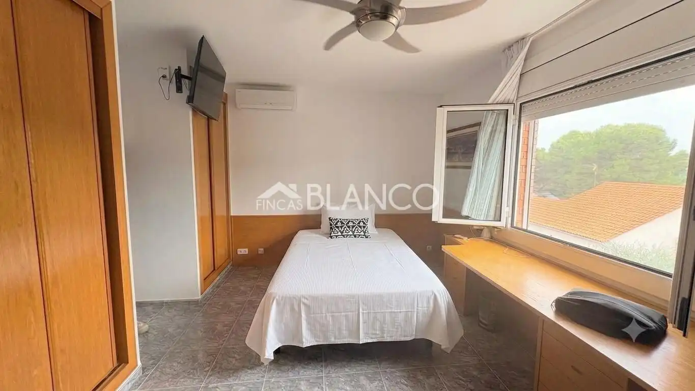 Habitación de Casa o chalet en venta en Piera con Aire acondicionado, Calefacción y Jardín privado